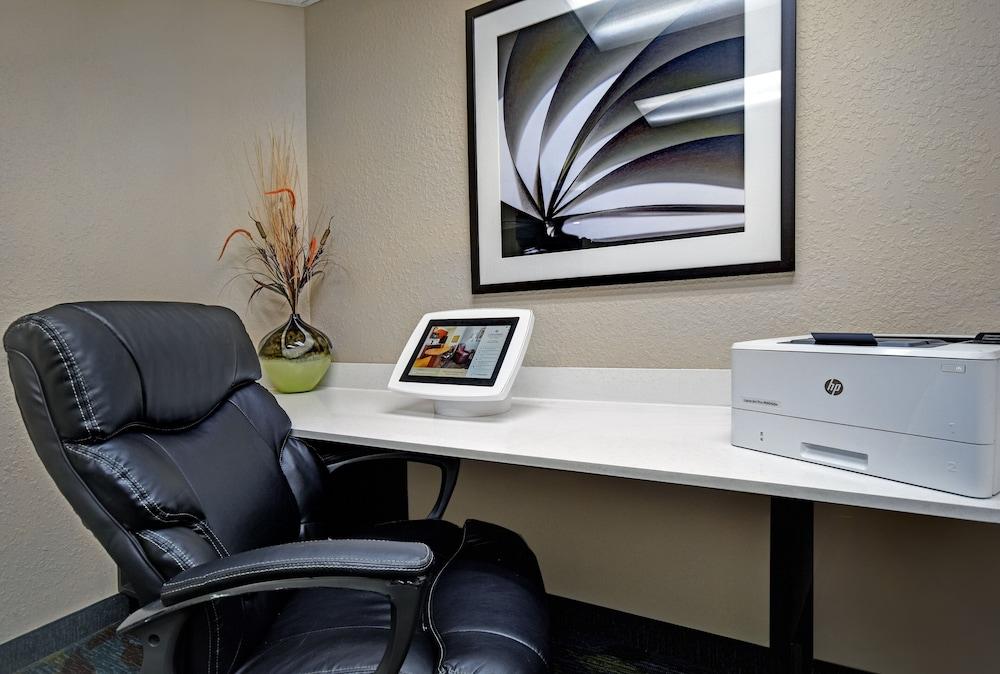 Candlewood Suites Columbia-Fort Jackson By Ihg Eksteriør billede