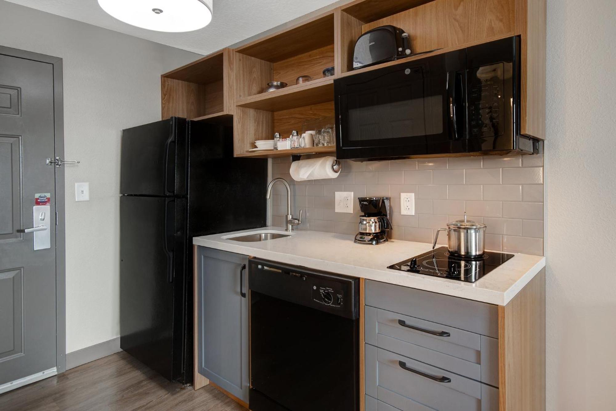 Candlewood Suites Columbia-Fort Jackson By Ihg Eksteriør billede